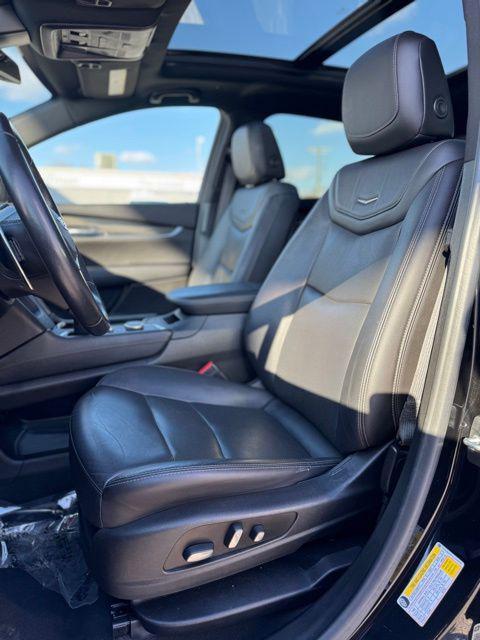 used 2020 Cadillac XT5 car, priced at $25,995