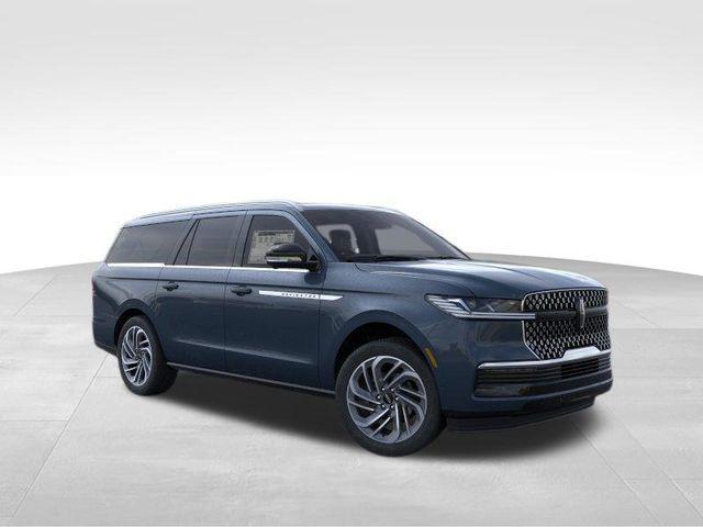 new 2026 Lincoln Navigator car, priced at $108,640