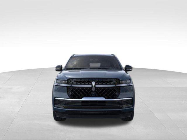 new 2025 Lincoln Navigator car, priced at $108,609