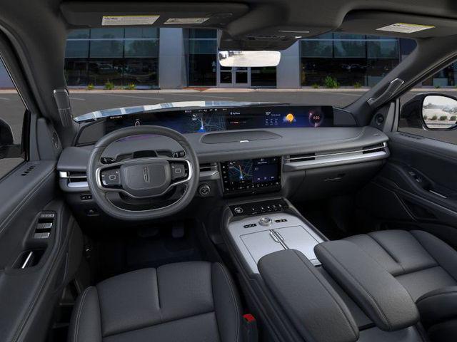 new 2025 Lincoln Navigator car, priced at $108,609