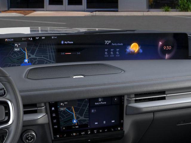 new 2025 Lincoln Navigator car, priced at $108,595