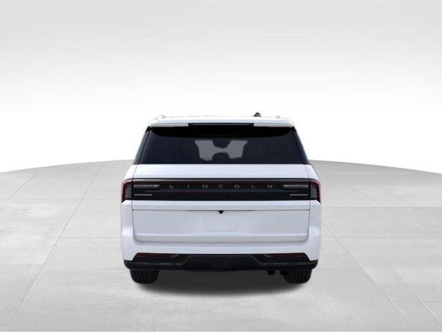 new 2026 Lincoln Navigator car, priced at $131,605