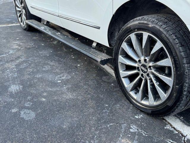 used 2020 Lincoln Navigator car, priced at $39,995