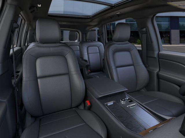 new 2025 Lincoln Aviator car, priced at $72,619