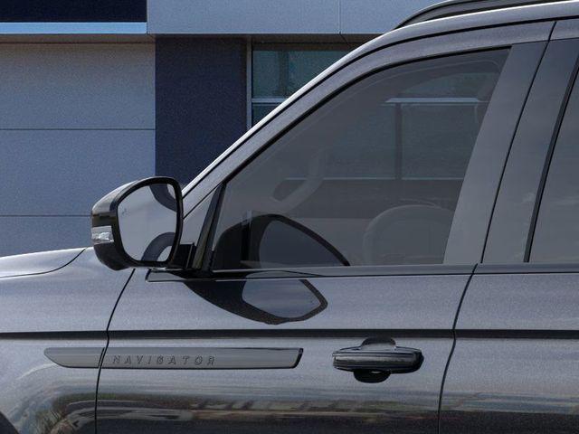 new 2026 Lincoln Navigator car, priced at $111,090
