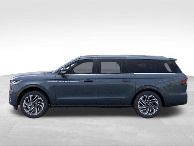 new 2026 Lincoln Navigator car, priced at $109,390