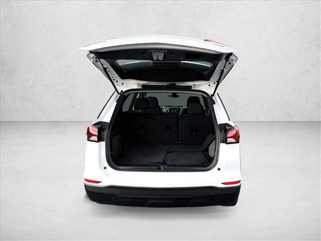 used 2024 Chevrolet Equinox car, priced at $18,698