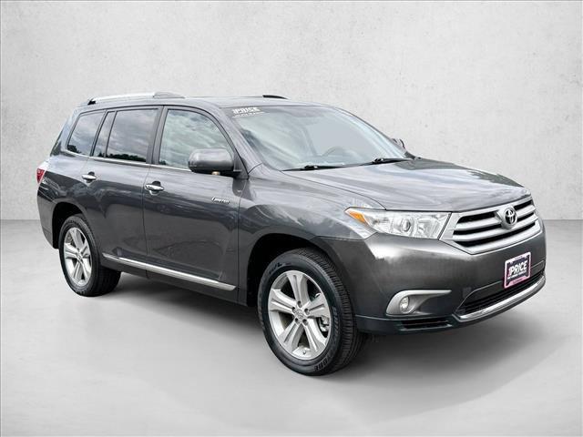 used 2013 Toyota Highlander car, priced at $15,798