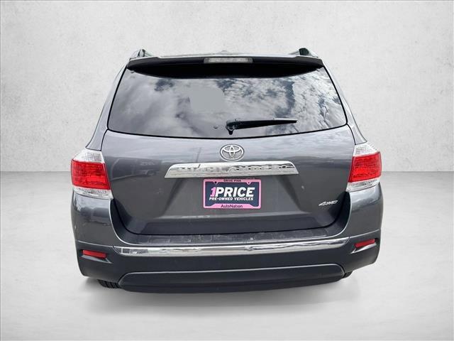 used 2013 Toyota Highlander car, priced at $15,798