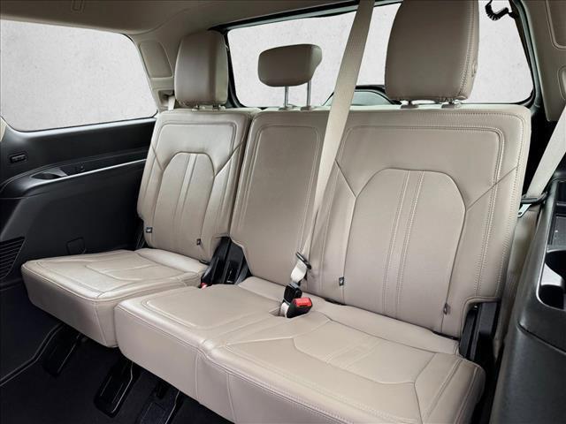 used 2024 Ford Expedition car, priced at $59,998