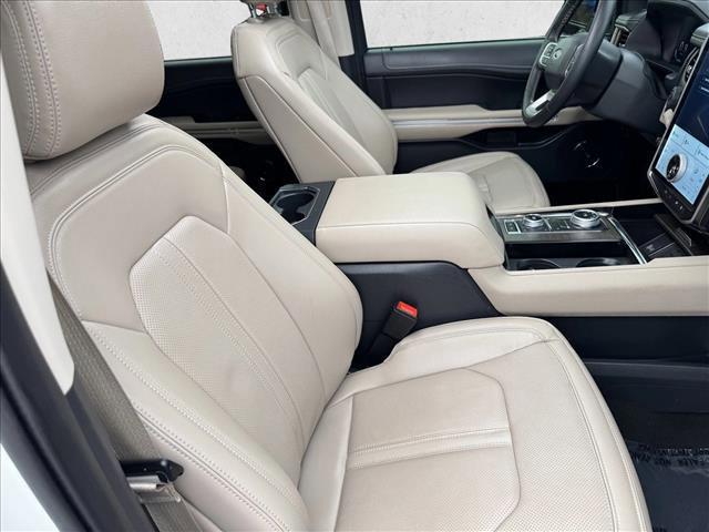 used 2024 Ford Expedition car, priced at $59,998