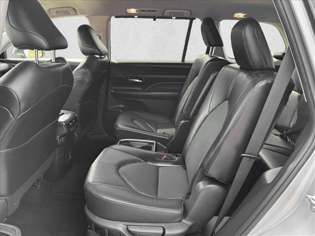 used 2025 Toyota Grand Highlander car, priced at $46,998
