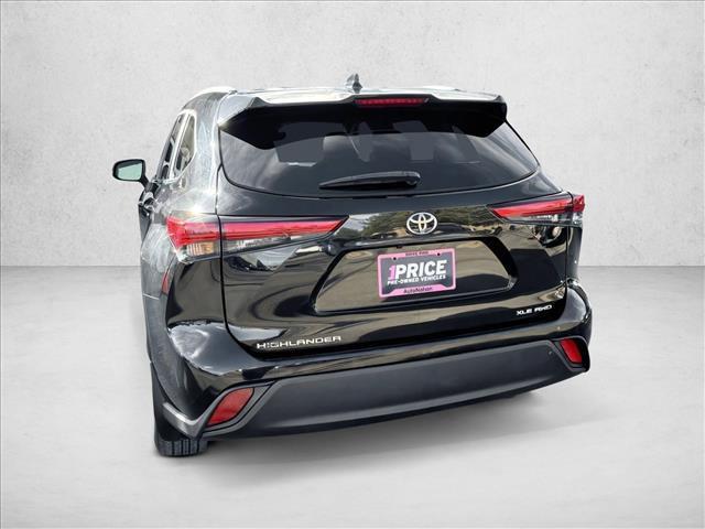 used 2023 Toyota Highlander car, priced at $34,998