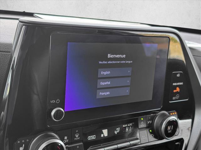 used 2023 Toyota Highlander car, priced at $34,998