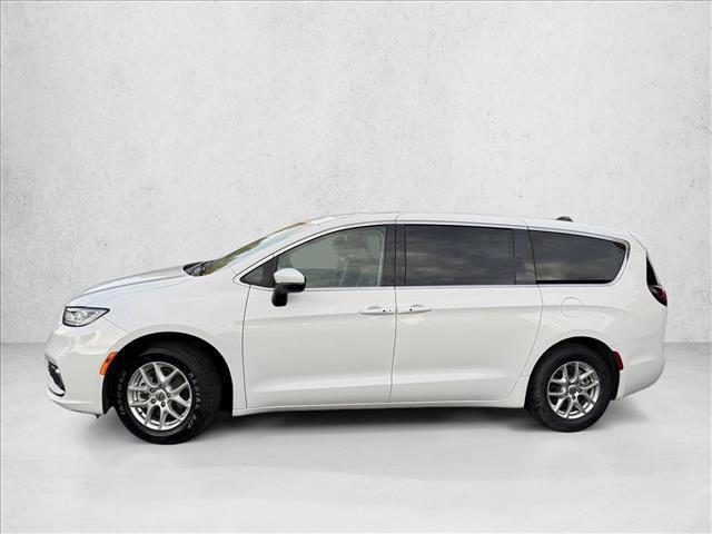 used 2023 Chrysler Pacifica car, priced at $23,998