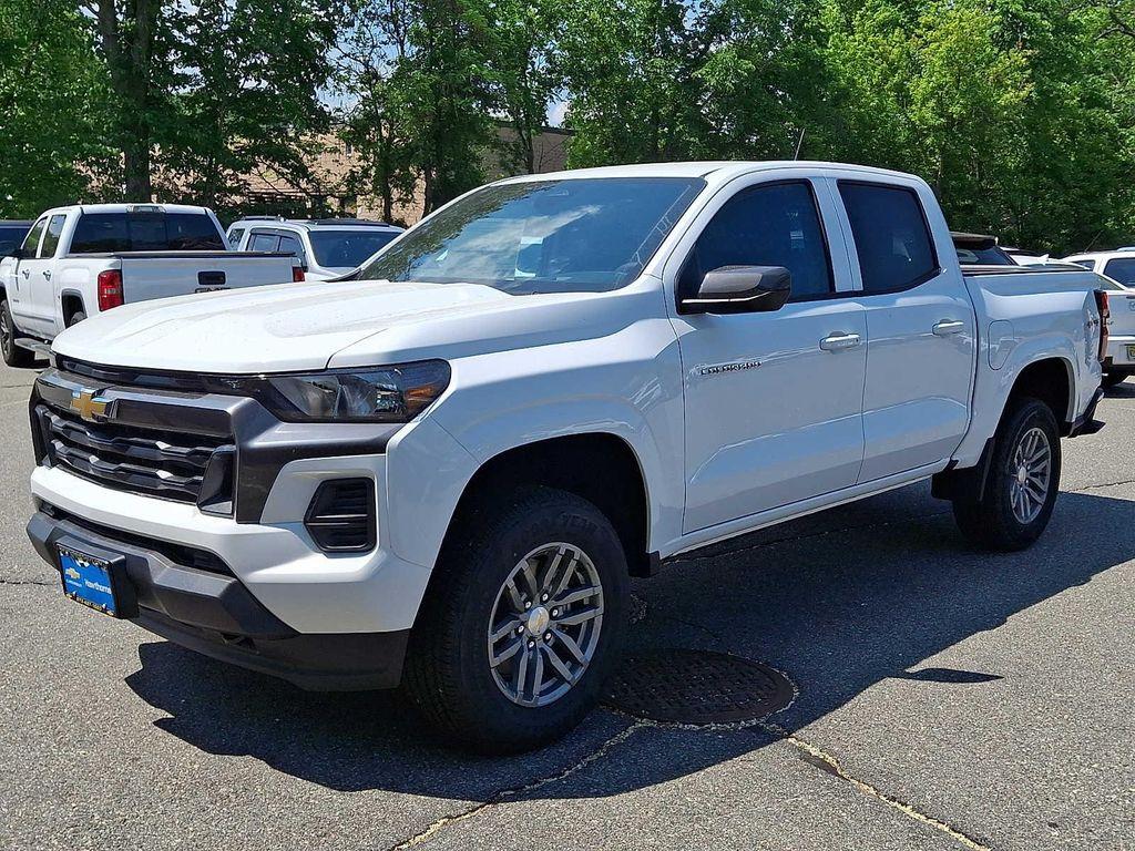 new 2026 Chevrolet Colorado car, priced at $42,135