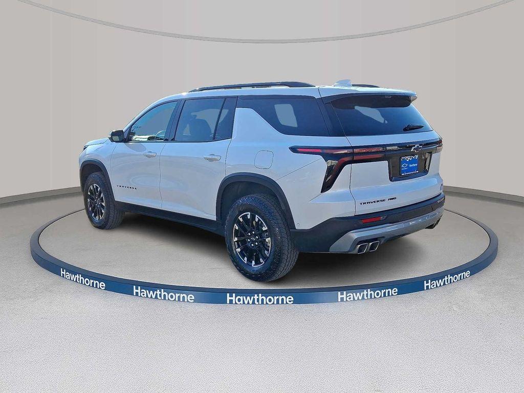 used 2025 Chevrolet Traverse car, priced at $45,988