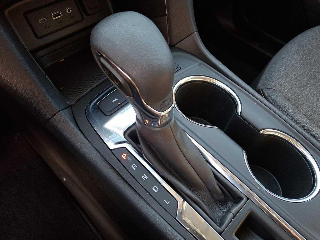 used 2024 Chevrolet Equinox car, priced at $24,288