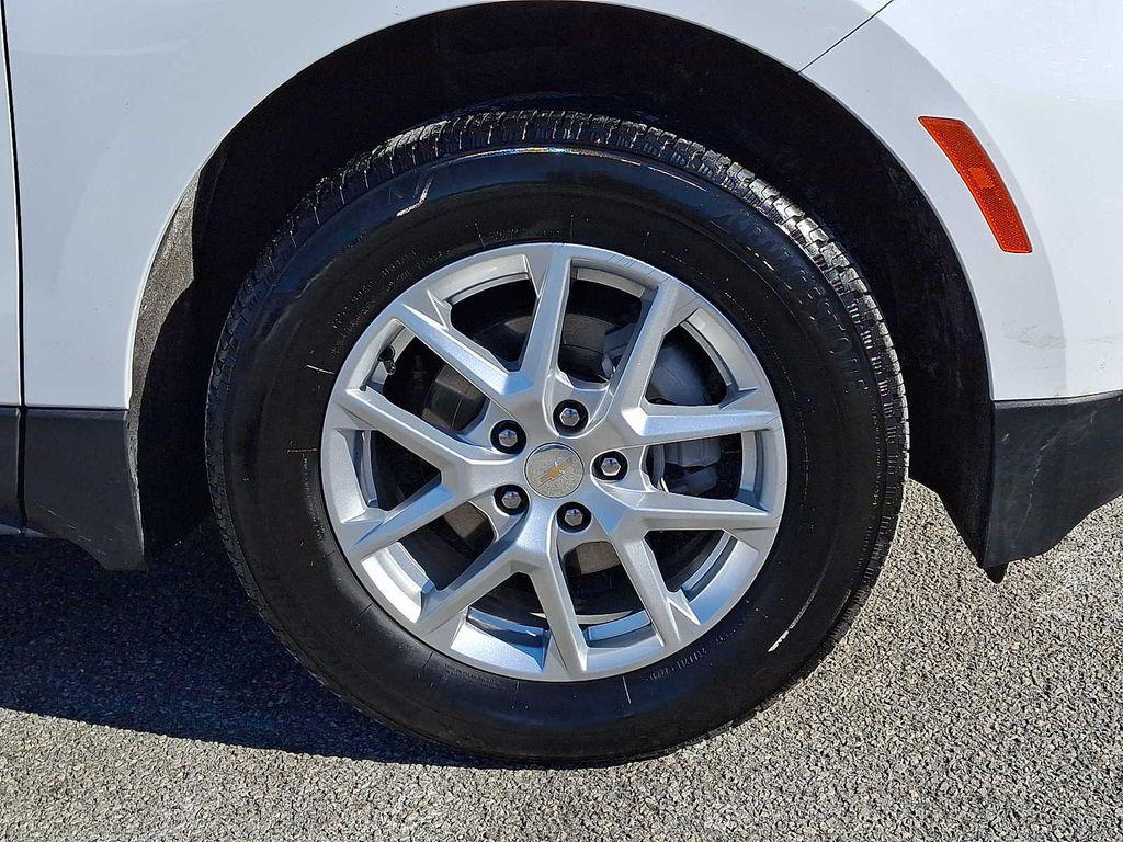 used 2024 Chevrolet Equinox car, priced at $24,288