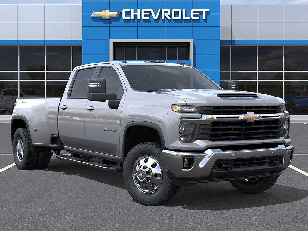 new 2026 Chevrolet Silverado 3500 car, priced at $81,090