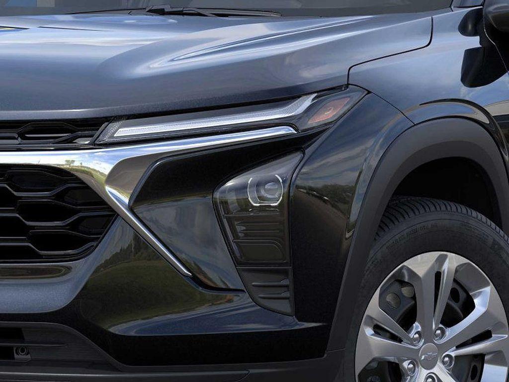 new 2026 Chevrolet Trax car, priced at $22,535