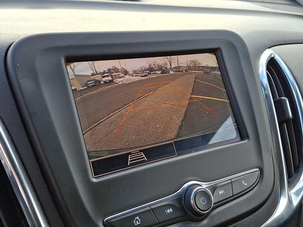 used 2023 Chevrolet Equinox car, priced at $22,878