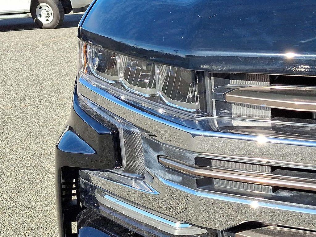 used 2022 Chevrolet Silverado 1500 car, priced at $37,988