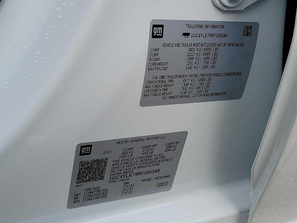 new 2024 Chevrolet Silverado 2500 car, priced at $66,400