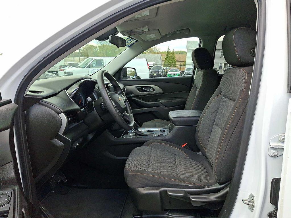 used 2019 Chevrolet Traverse car, priced at $12,988