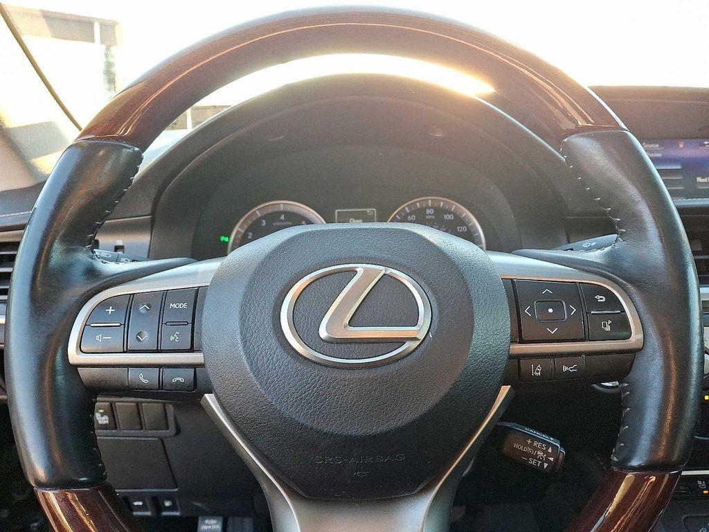 used 2018 Lexus ES 350 car, priced at $19,488