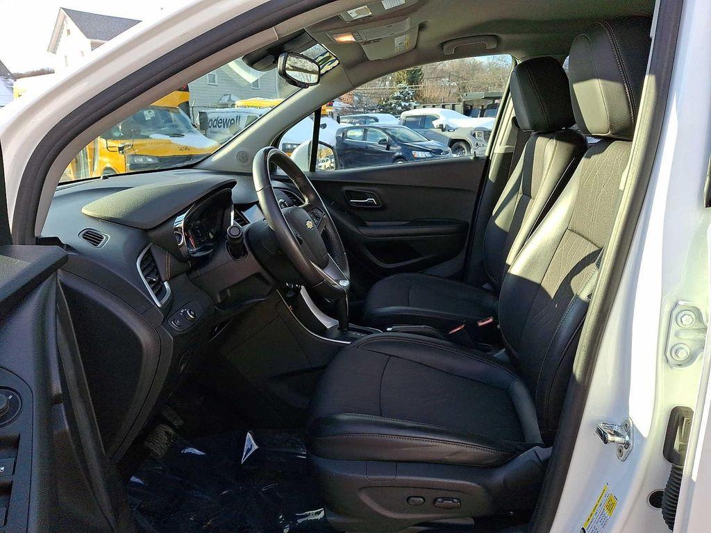 used 2022 Chevrolet Trax car, priced at $17,388