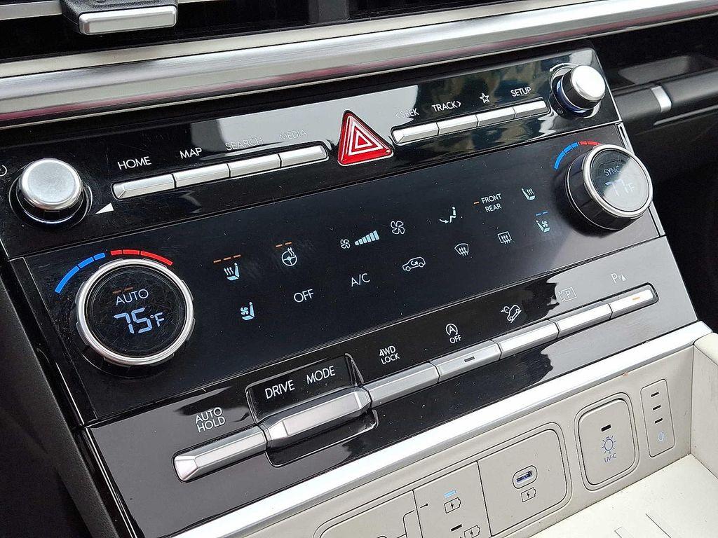 used 2024 Hyundai Santa Fe car, priced at $35,997