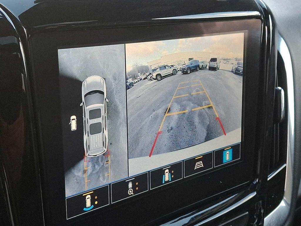 used 2023 Chevrolet Traverse car, priced at $33,588