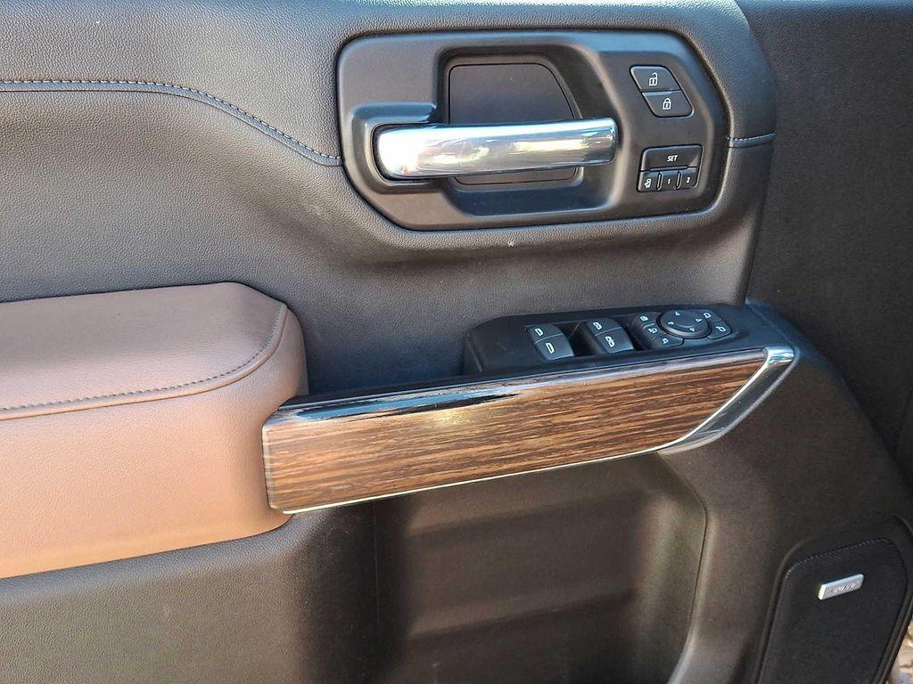 used 2022 Chevrolet Silverado 2500 car, priced at $43,488