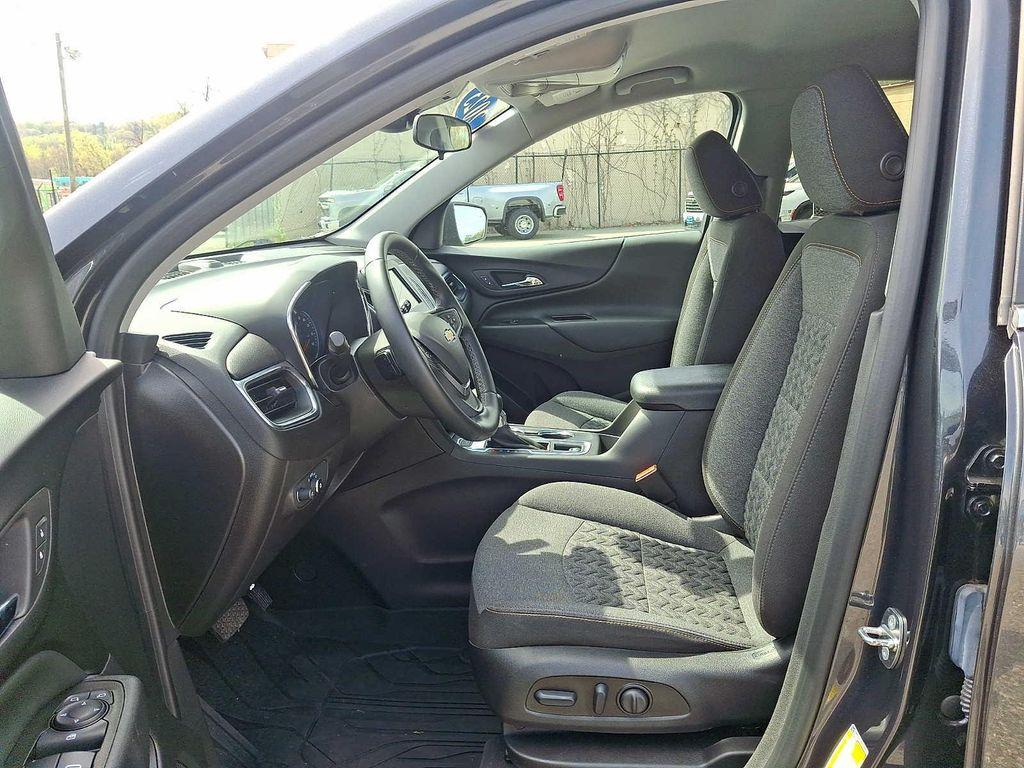used 2023 Chevrolet Equinox car, priced at $22,978