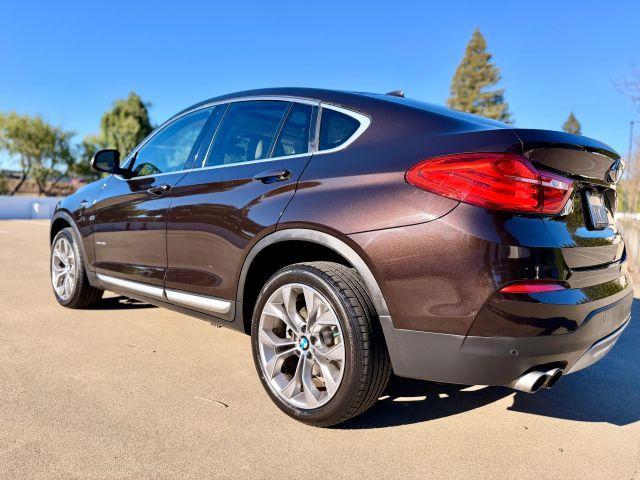 BMW X4 view 8