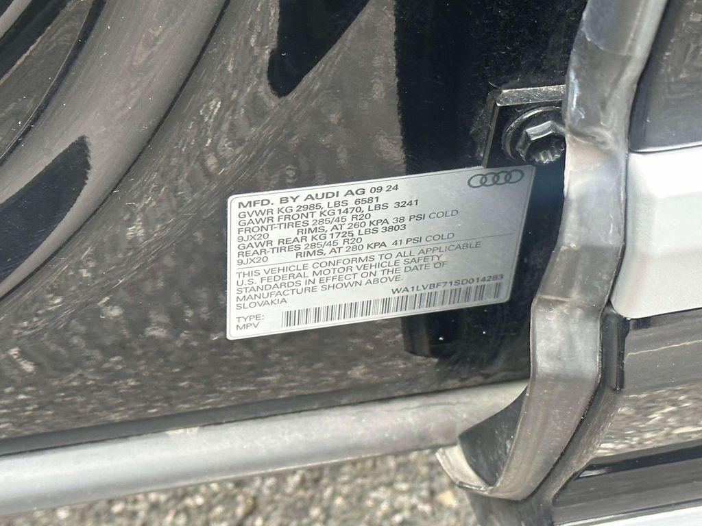 used 2025 Audi Q7 car, priced at $45,323