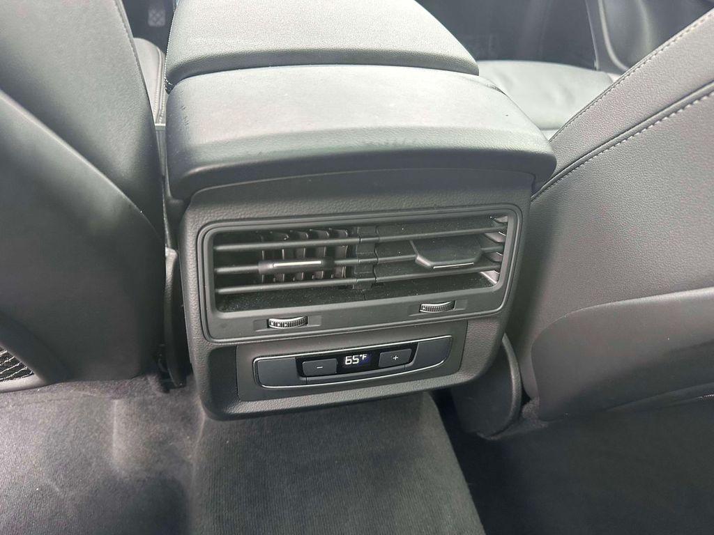 used 2025 Audi Q7 car, priced at $45,323