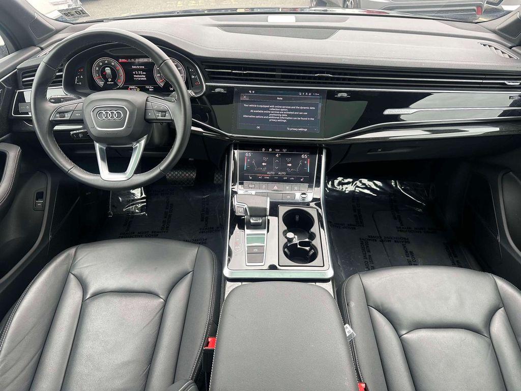 used 2025 Audi Q7 car, priced at $45,323