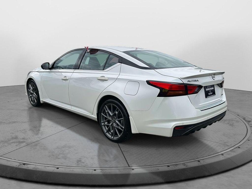 used 2023 Nissan Altima car, priced at $24,567