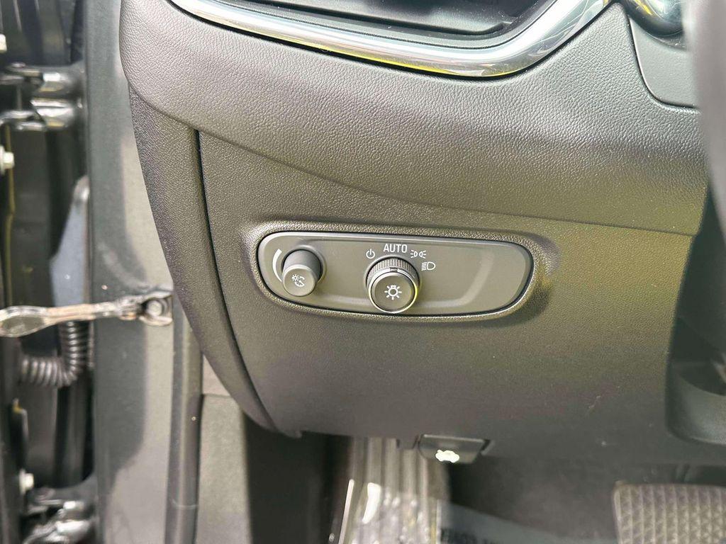 used 2018 Chevrolet Equinox car, priced at $15,802