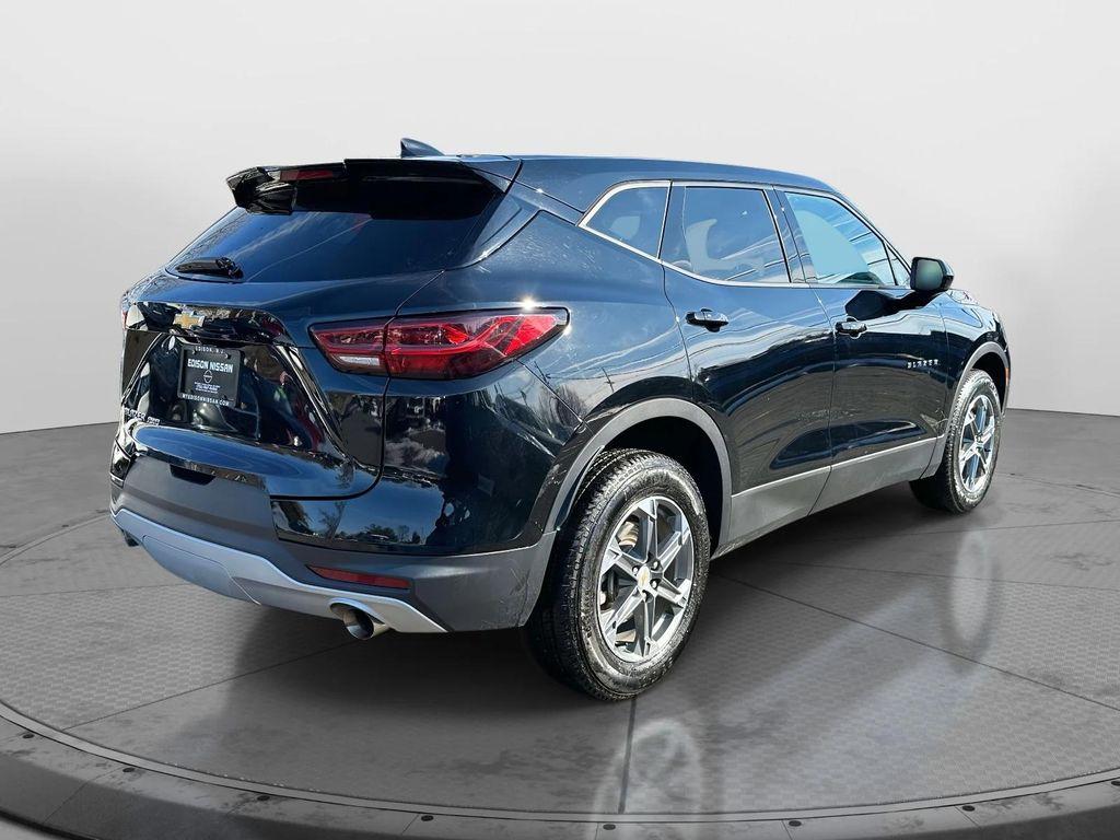 used 2024 Chevrolet Blazer car, priced at $22,991