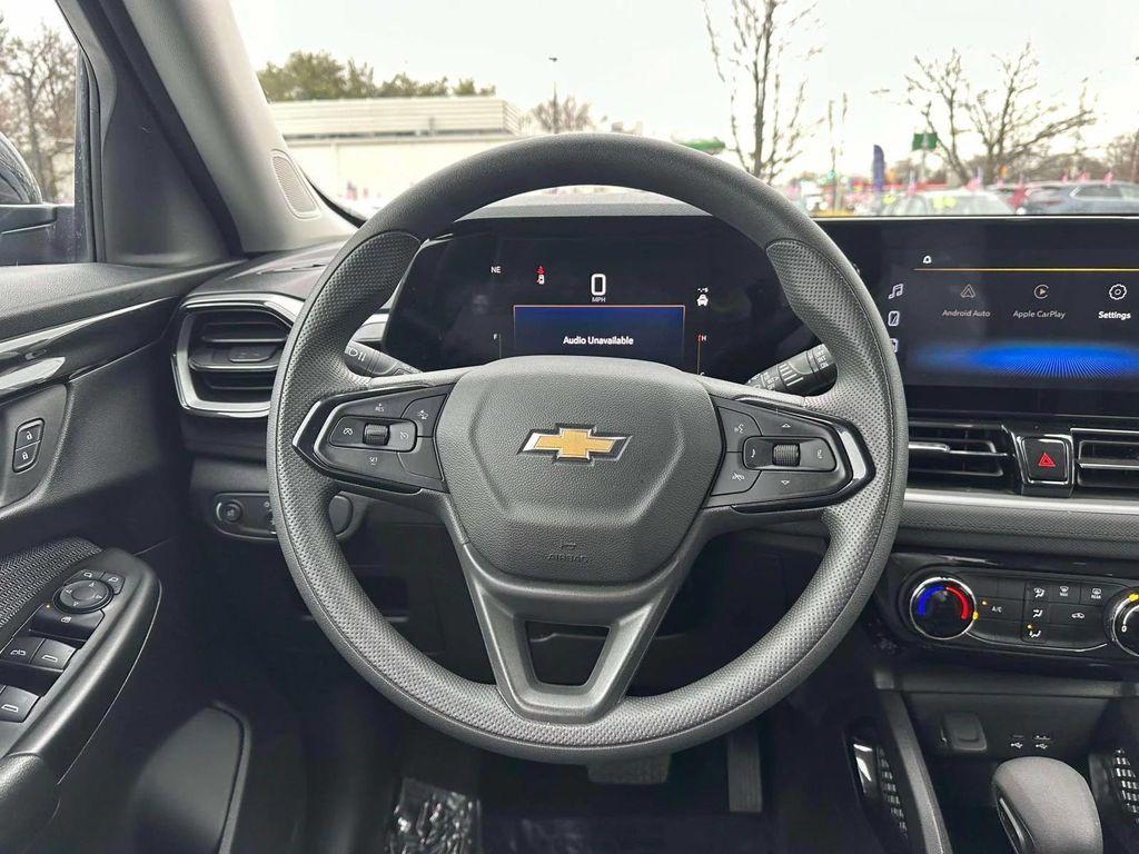 used 2025 Chevrolet TrailBlazer car, priced at $21,211