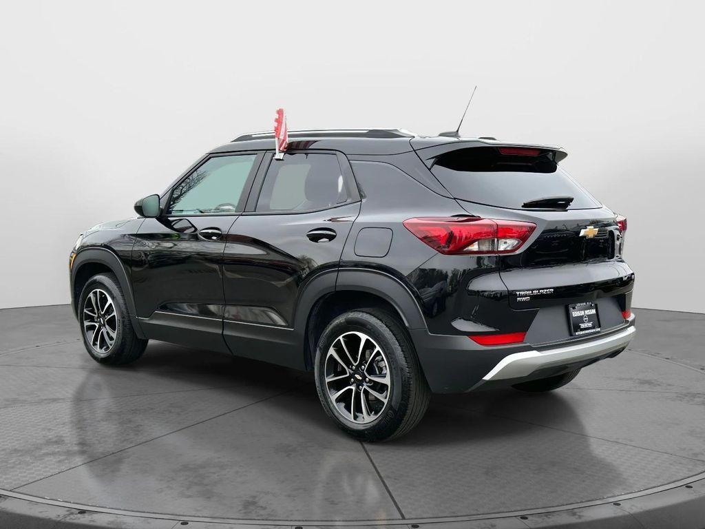 used 2025 Chevrolet TrailBlazer car, priced at $21,211
