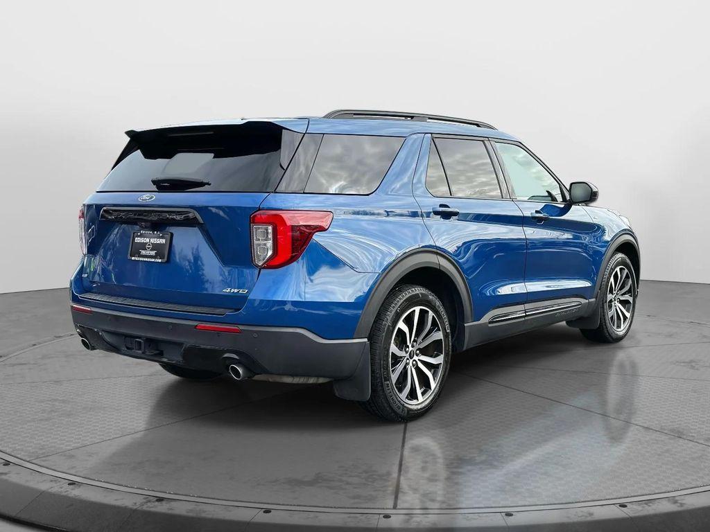 used 2022 Ford Explorer car, priced at $31,827