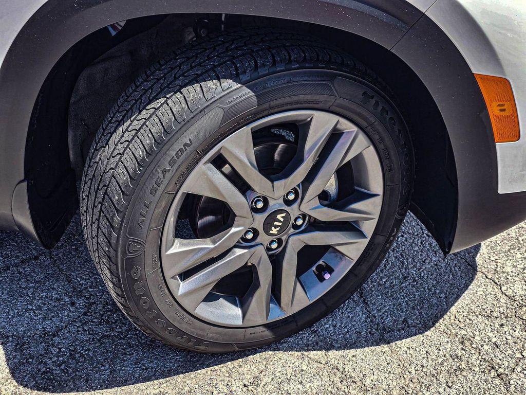 used 2021 Kia Seltos car, priced at $15,262