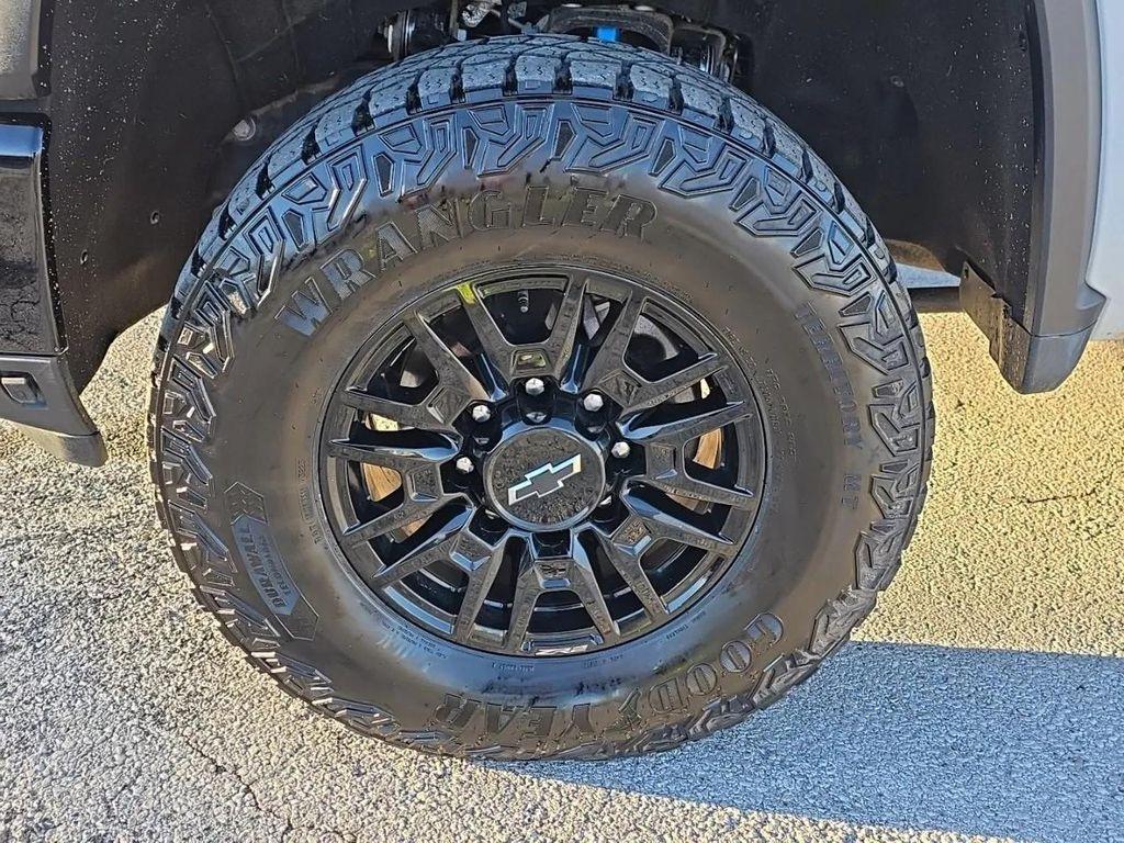 used 2024 Chevrolet Silverado 2500 car, priced at $71,696