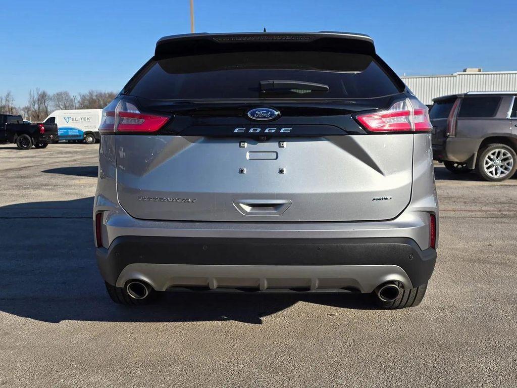 used 2024 Ford Edge car, priced at $25,142