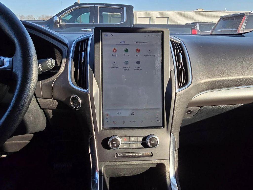 used 2024 Ford Edge car, priced at $25,142