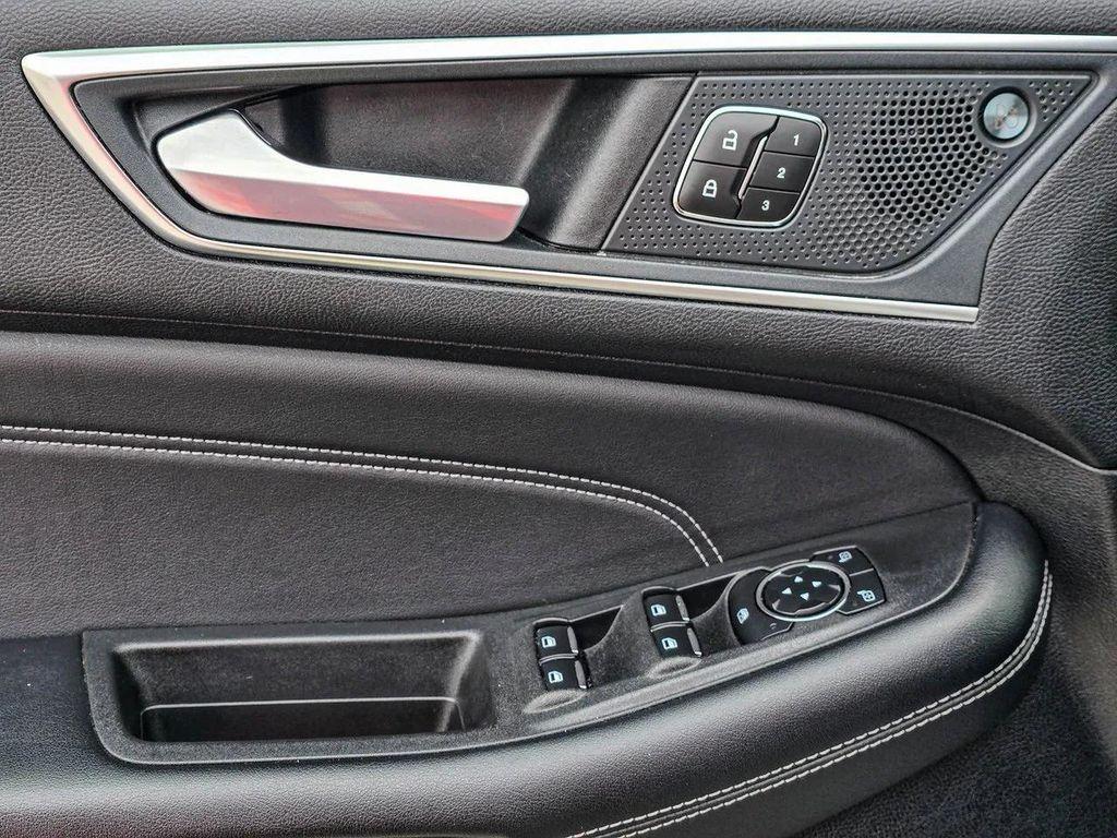 used 2024 Ford Edge car, priced at $23,321